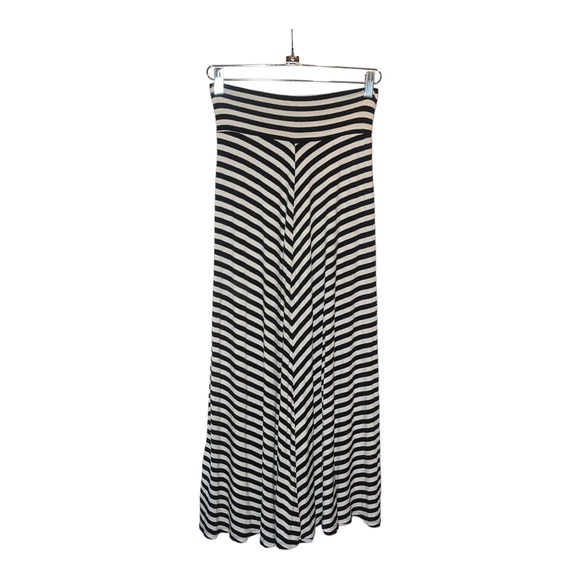 APT. 9 Black and Cream Striped Pull-on Maxi Skirt M - Picture 1 of 9
